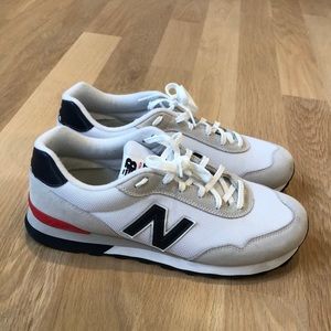 Mens new balance tennis shoe. Size 10. Worn twice.
